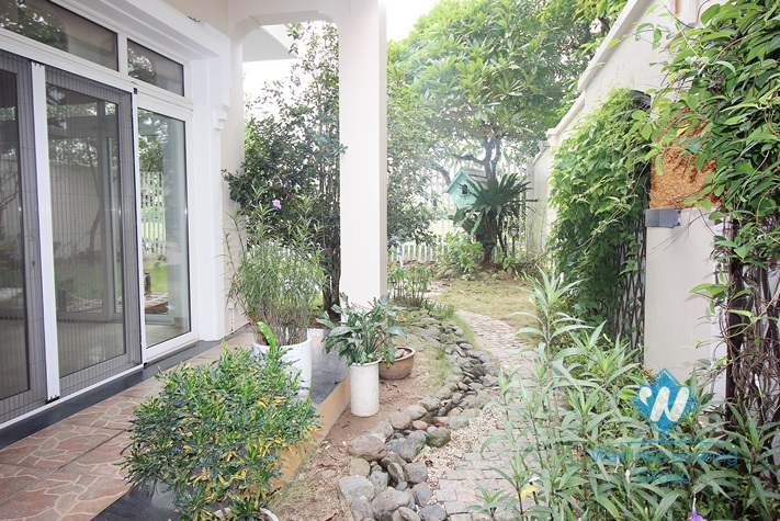 A beautiful modern house for rent in Ciputra urban